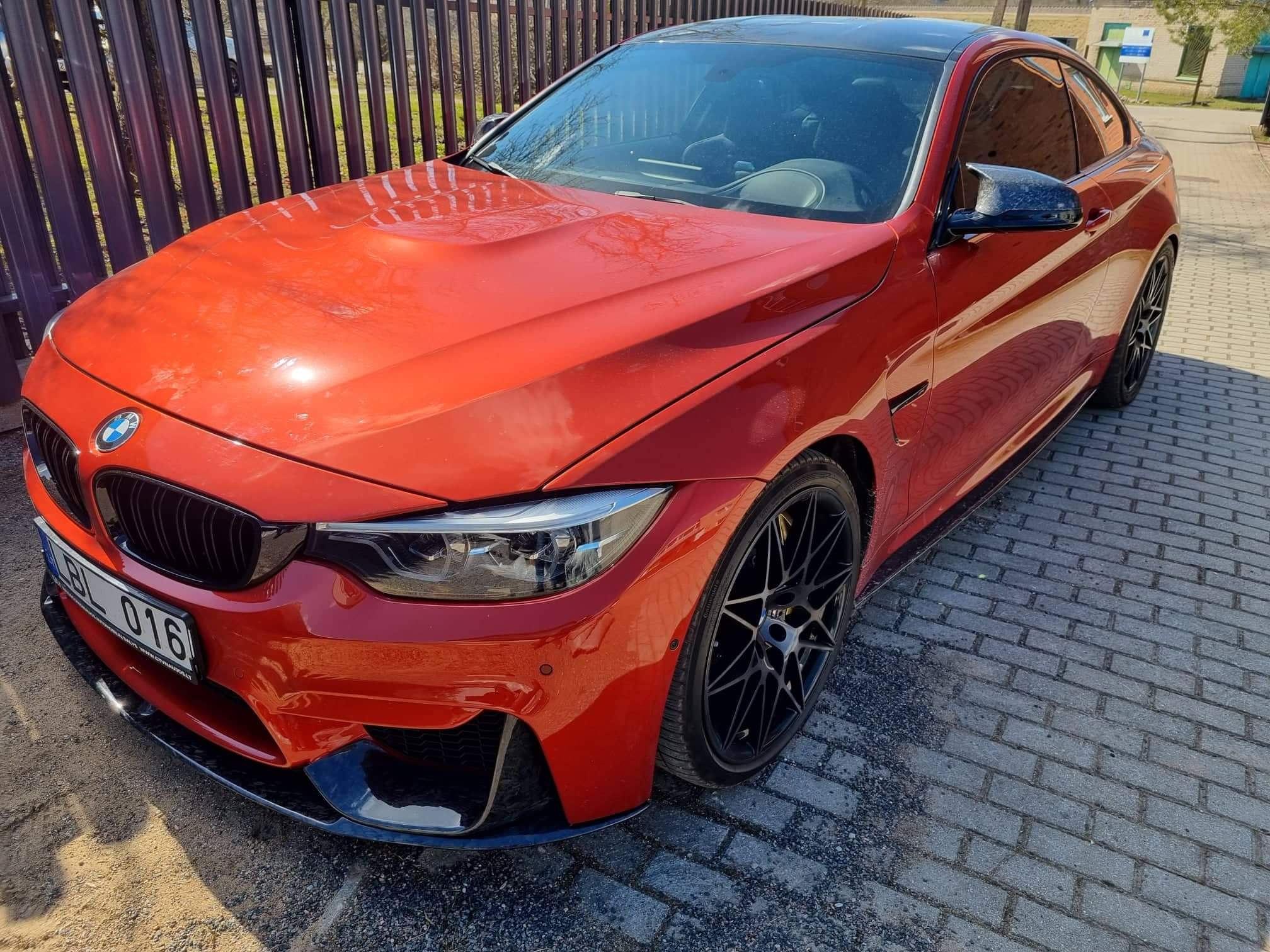 BMW M4 2019
