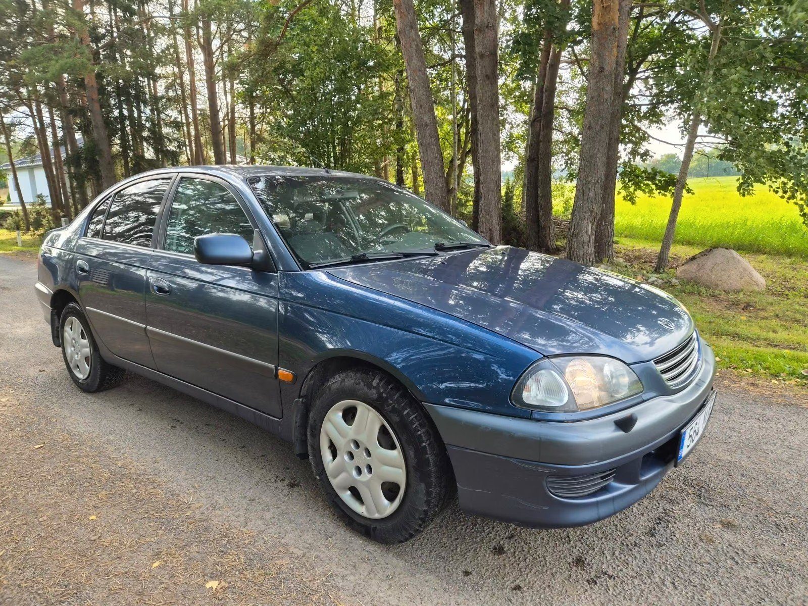 Toyota Avensis 2000