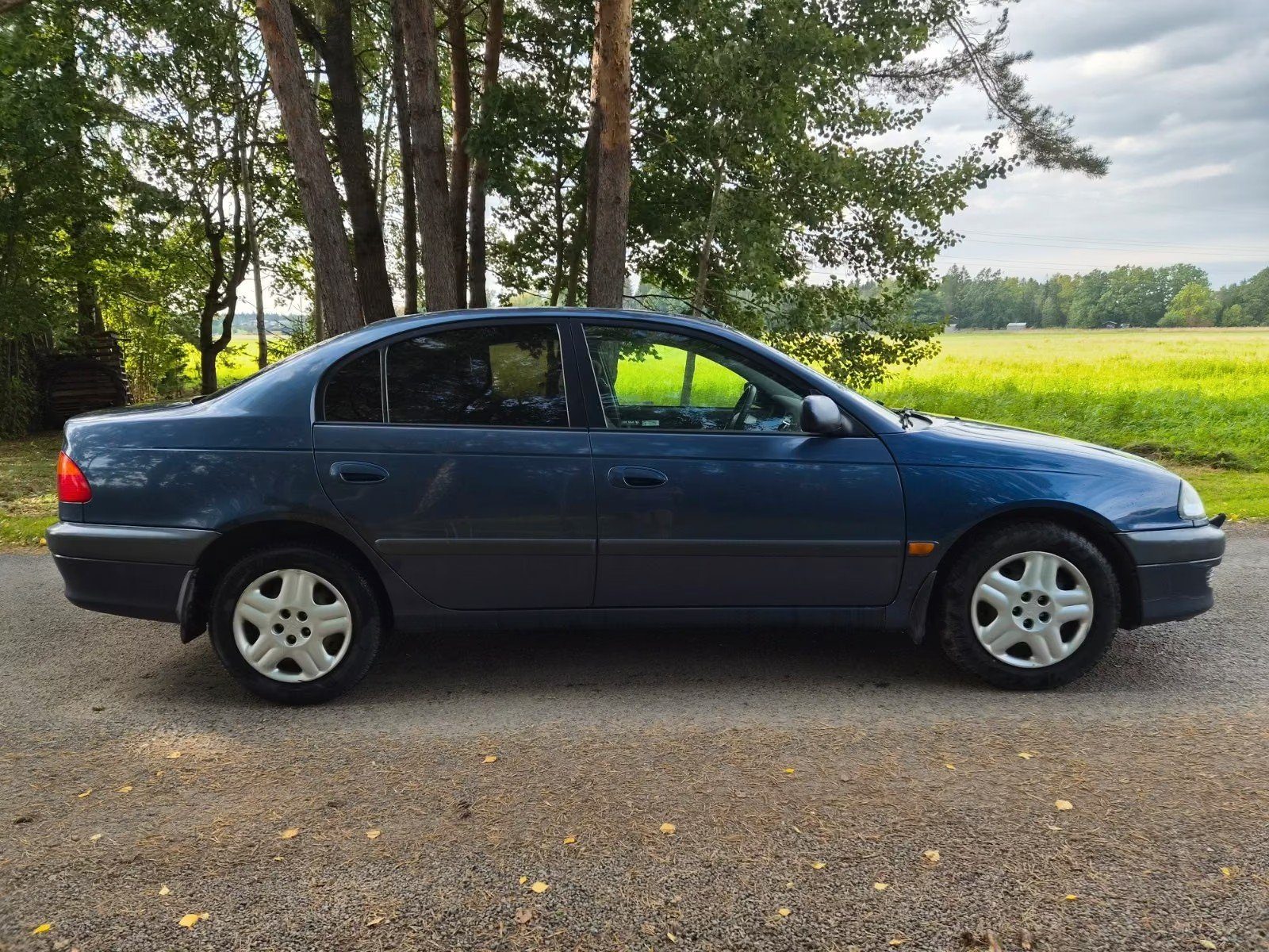 Toyota Avensis 2000