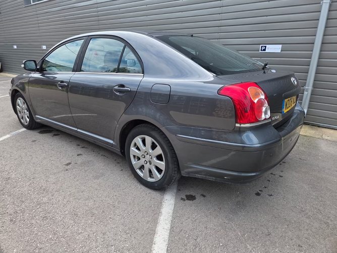 Toyota Avensis 2008