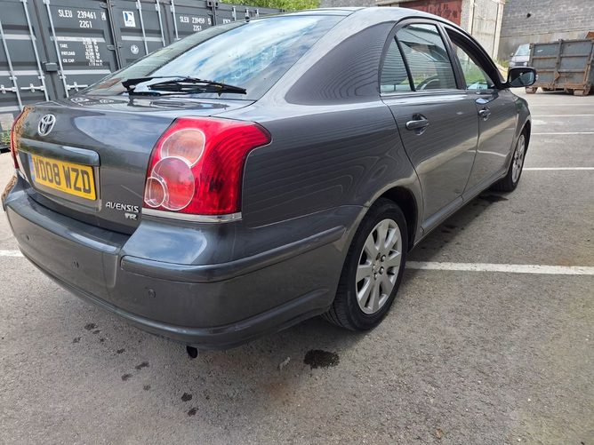 Toyota Avensis 2008
