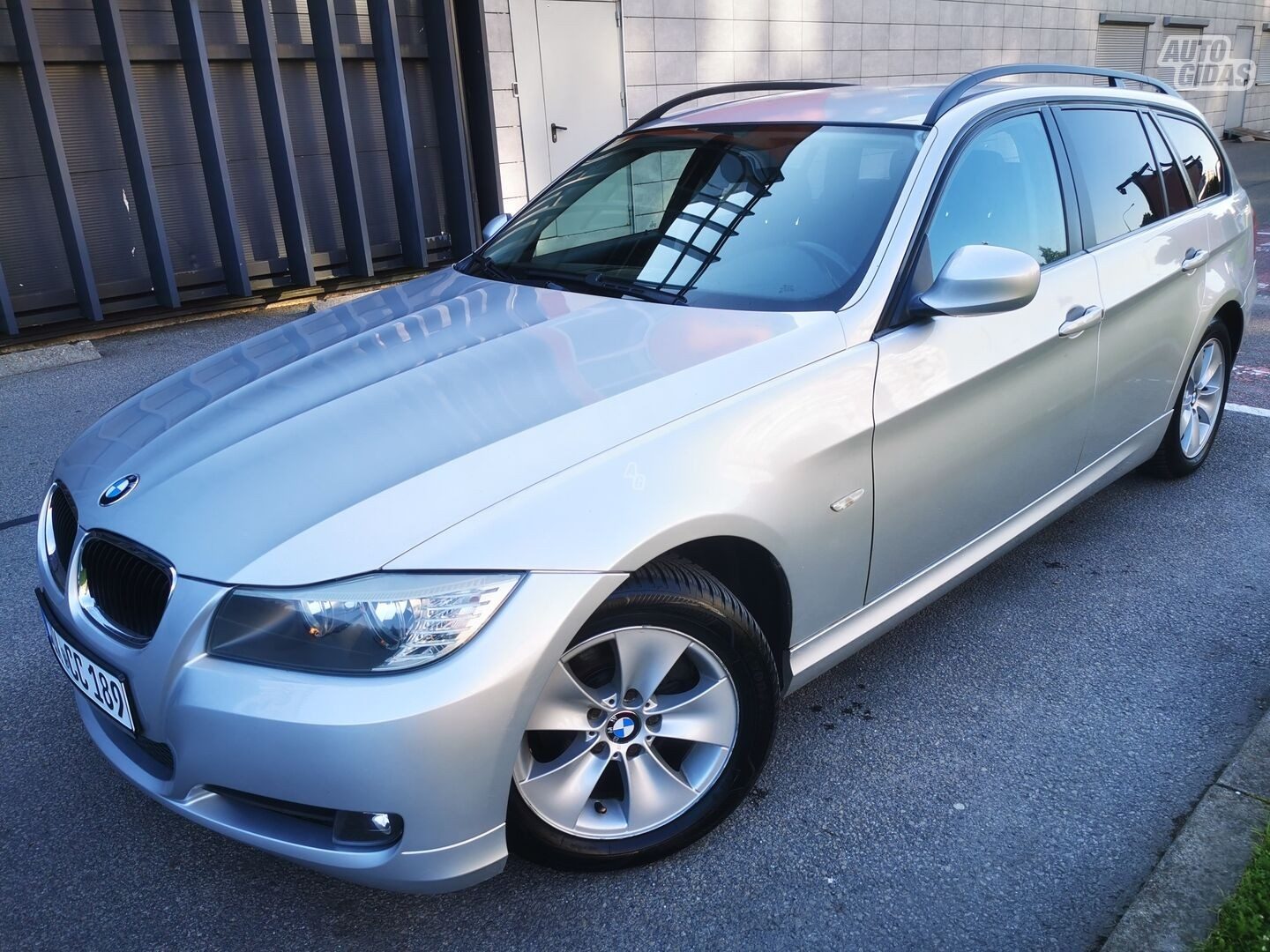 BMW 318 2009