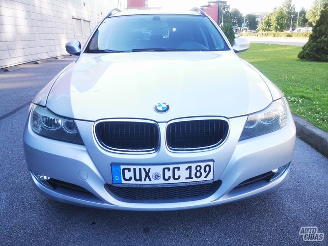BMW 318 2009