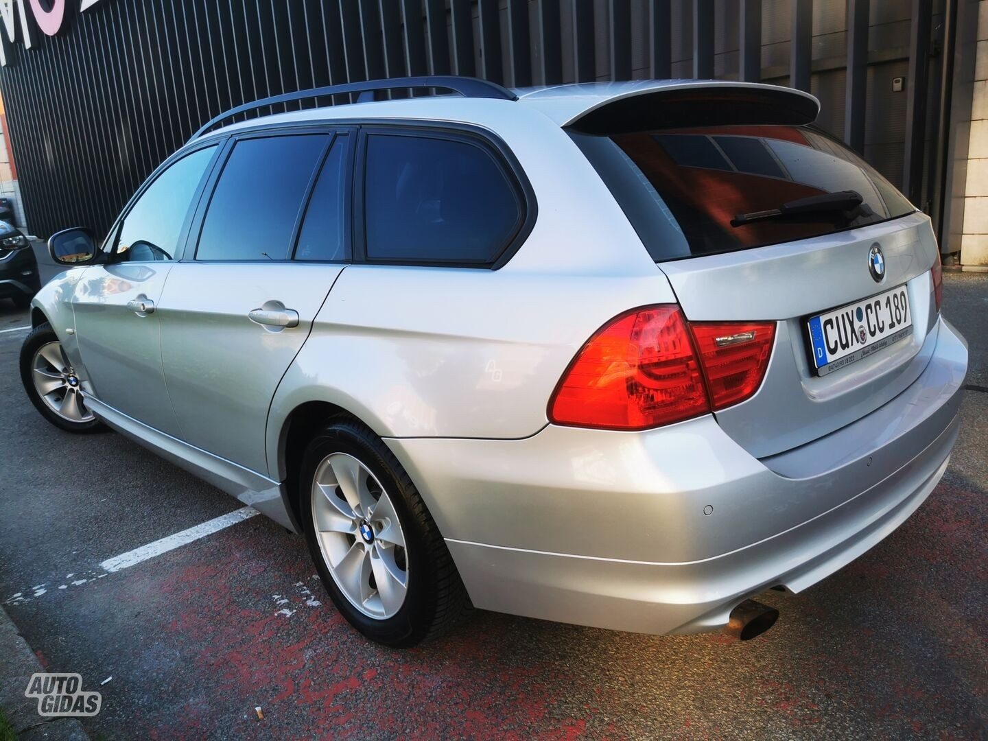 BMW 318 2009
