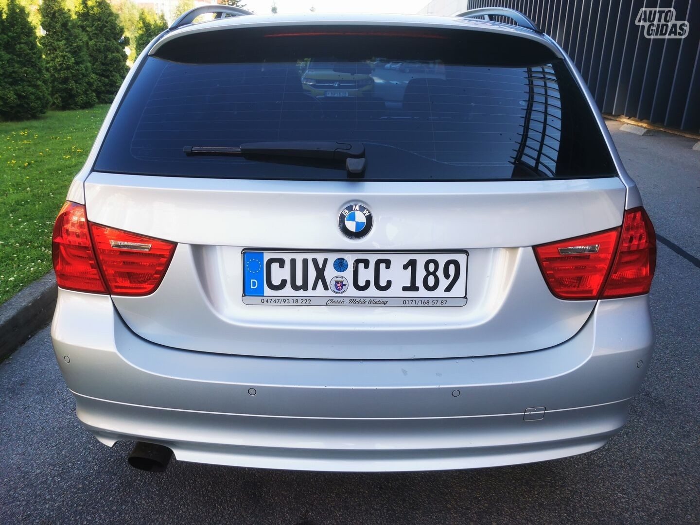 BMW 318 2009