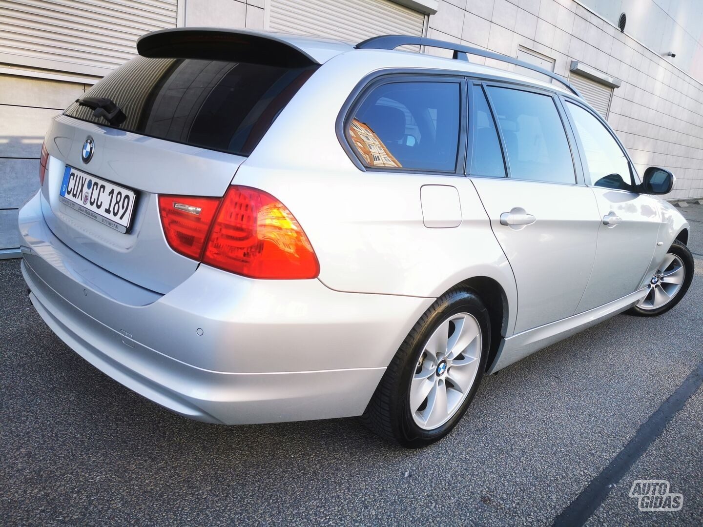BMW 318 2009