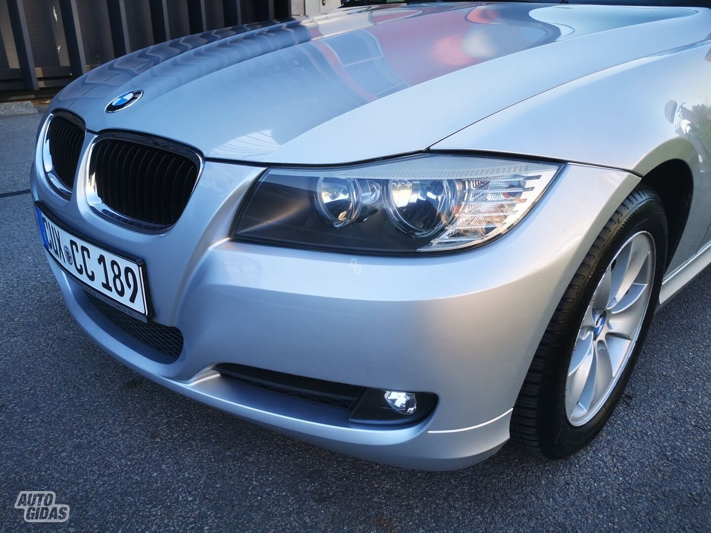 BMW 318 2009