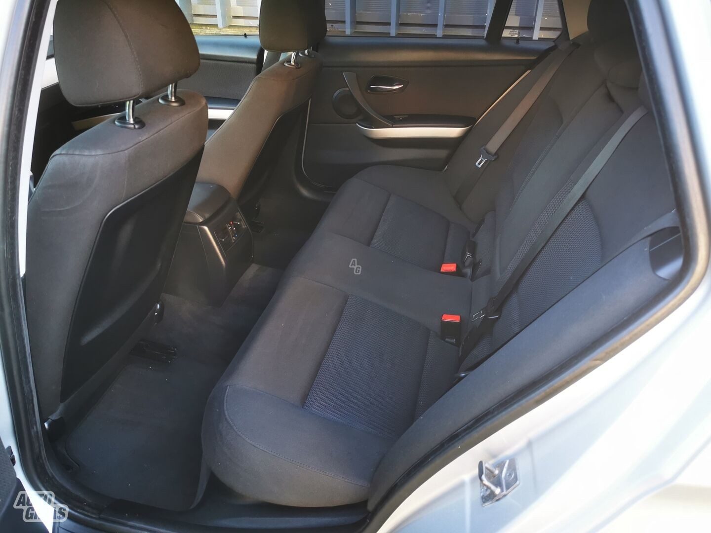 BMW 318 2009