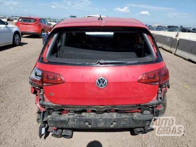 VW Golf VII 1.6 TDI mechaninė 6 pavarų dėžė