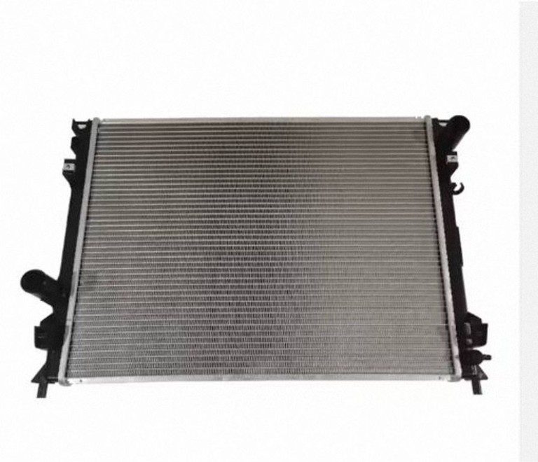 BMW 3 F30 F31 F35 ausinimo skyscio radiatorius