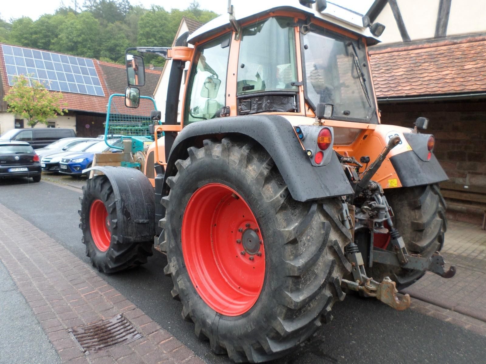 Fendt 412 Vario — Klima, priekinė hidraulika, prie