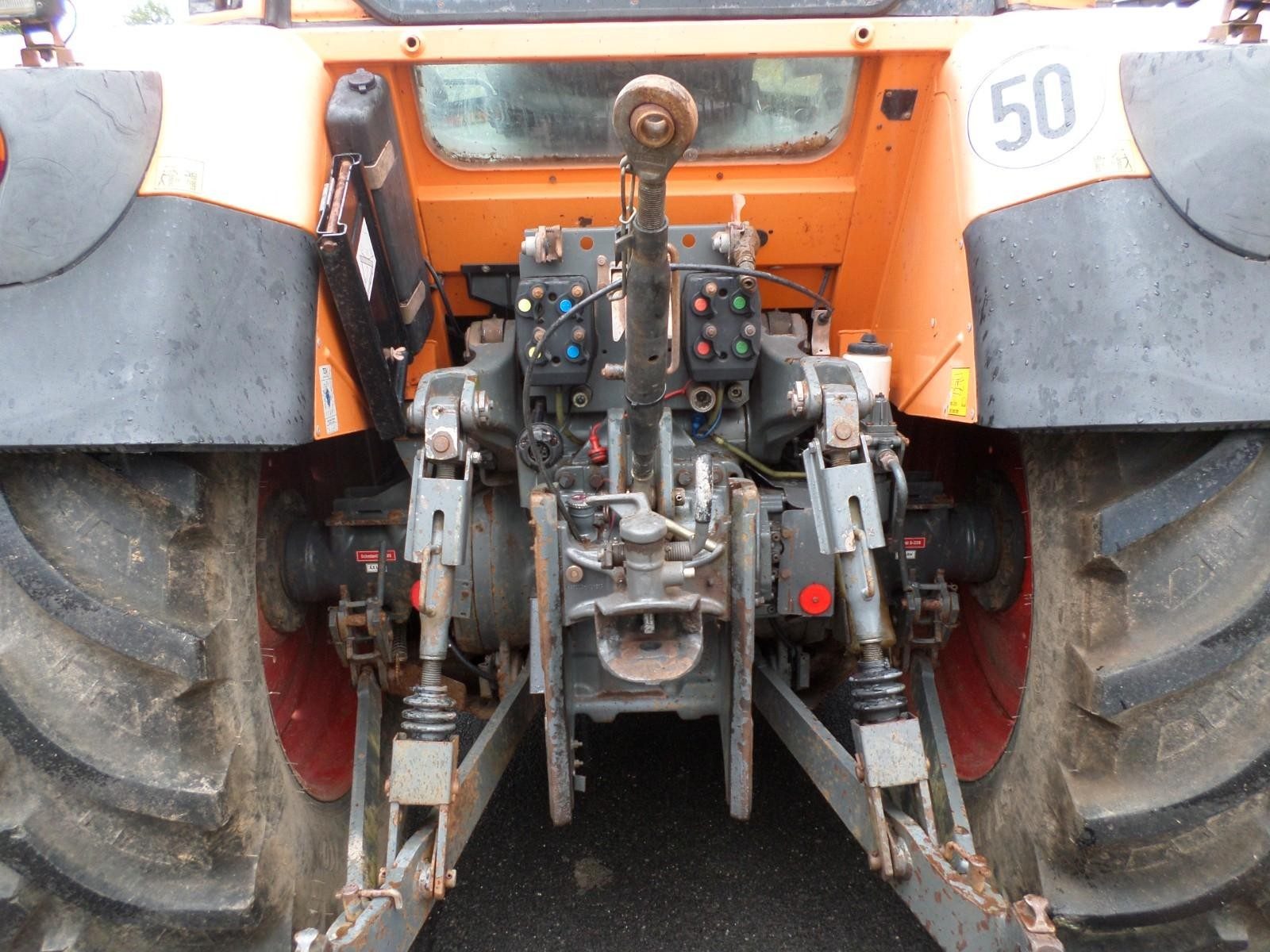 Fendt 412 Vario — Klima, priekinė hidraulika, prie