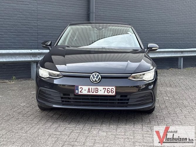Volkswagen Golf 2021