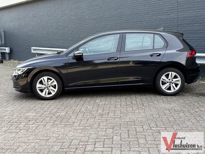 Volkswagen Golf 2021