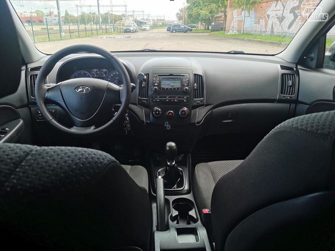 Hyundai i30 2011