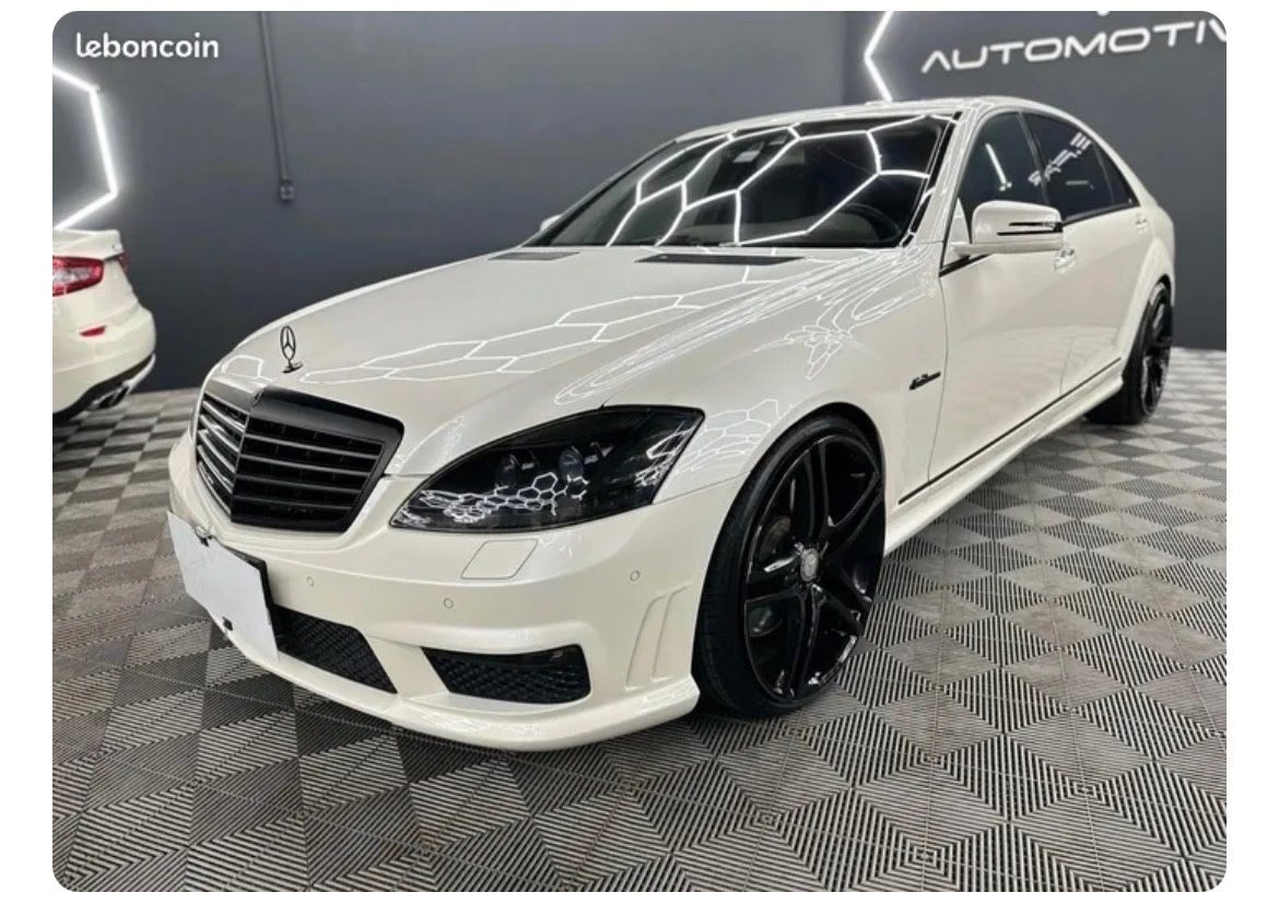 Mercedes-Benz S-Class 2010