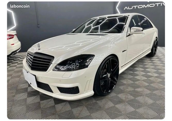 Mercedes-Benz S-Class 2010