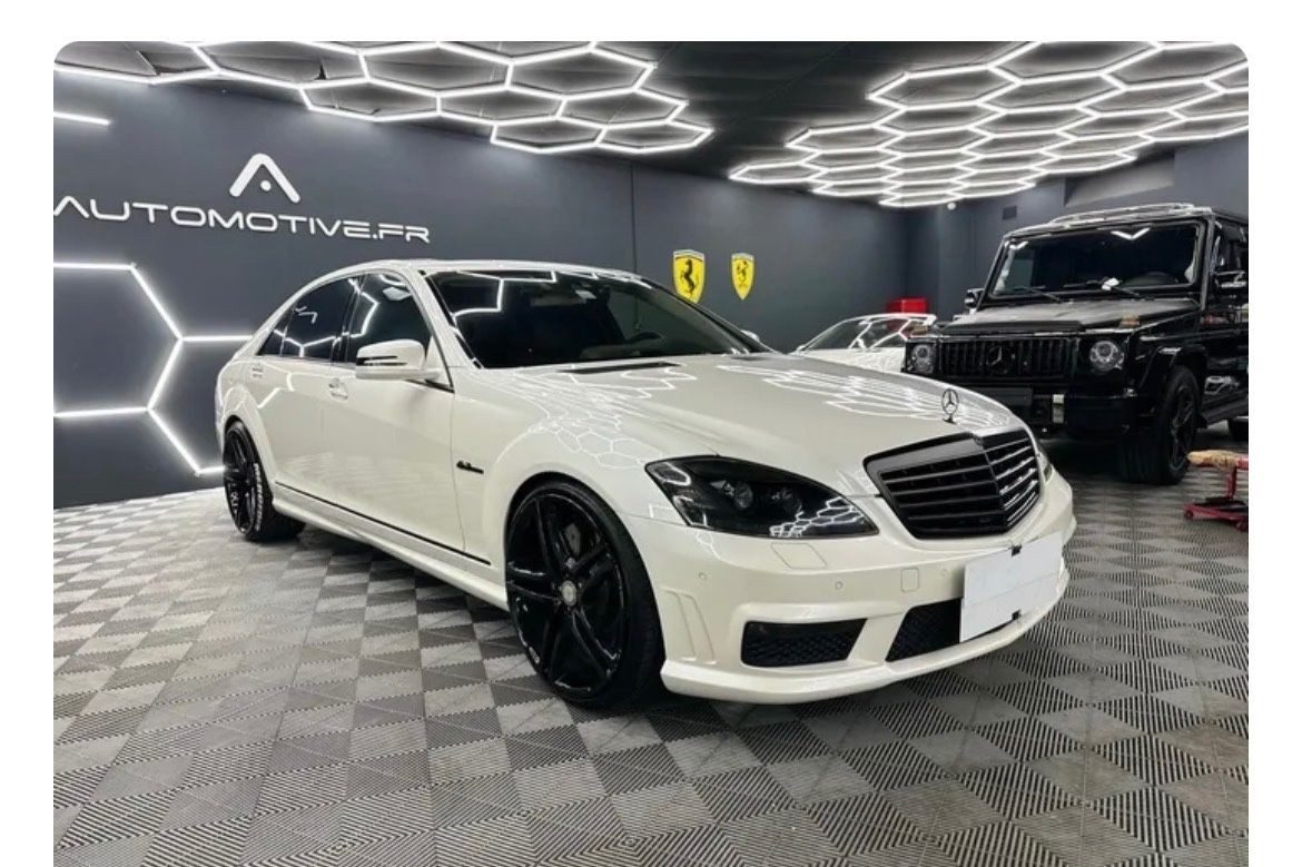 Mercedes-Benz S-Class 2010