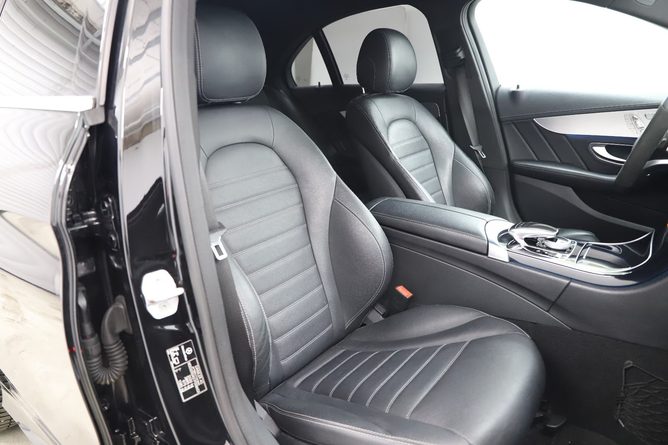Mercedes-Benz C200 2014