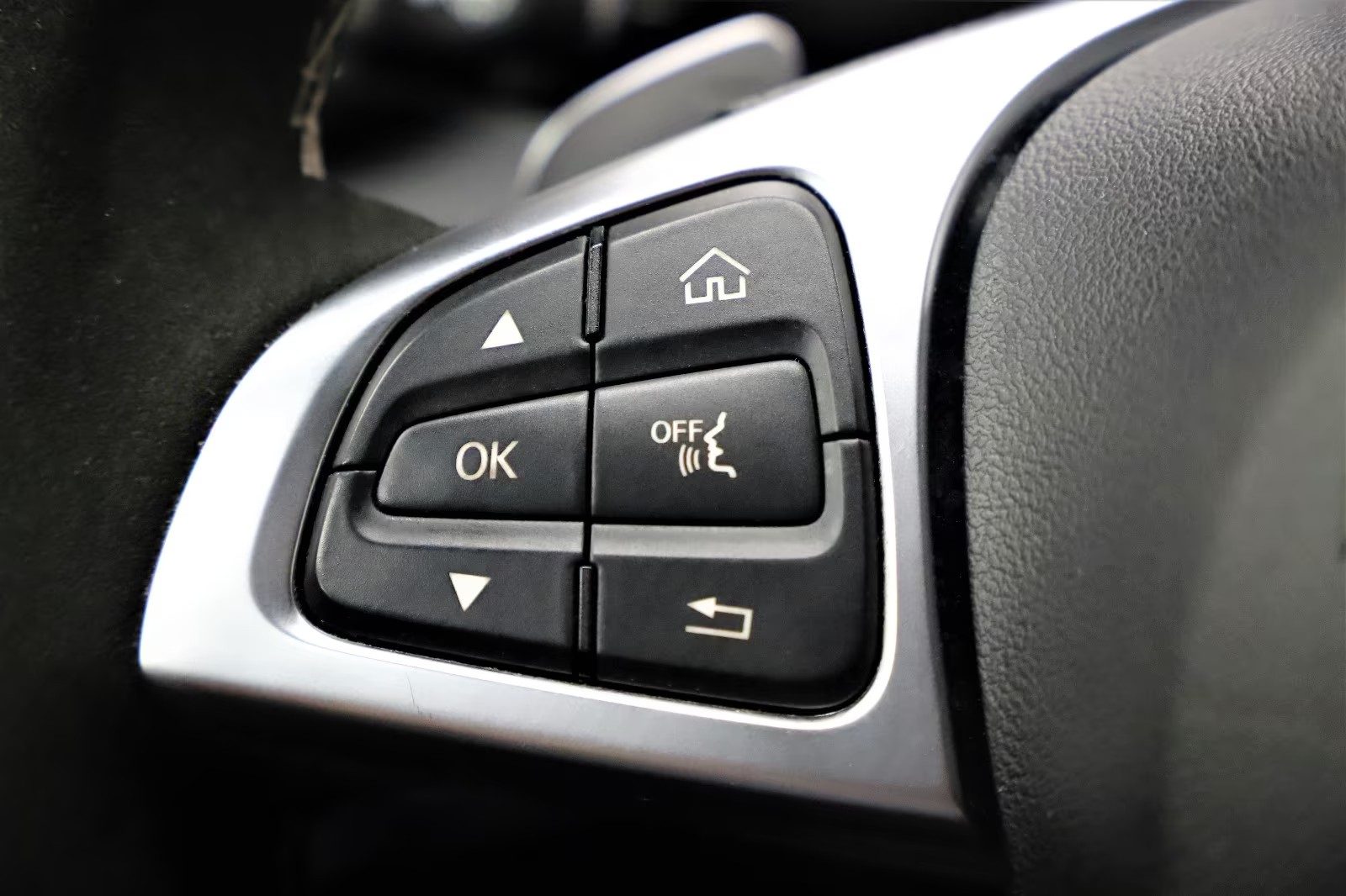Mercedes-Benz C200 2014
