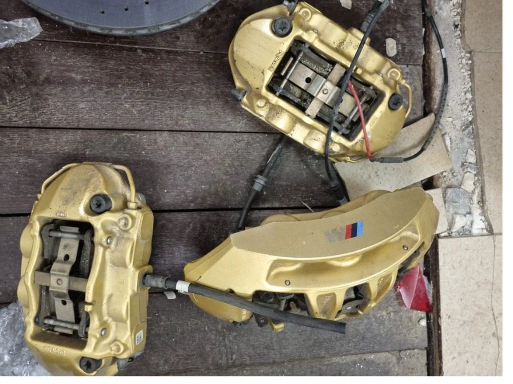 BMW M4 F82 F83 keraminių stabdžių diskų ir suportų rinkinys