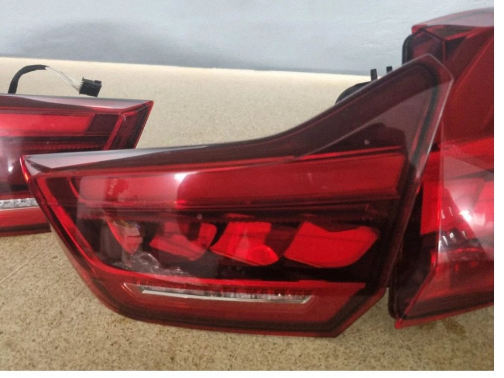 BMW M4 F82 F83 OLED galinių žibintų komplektas