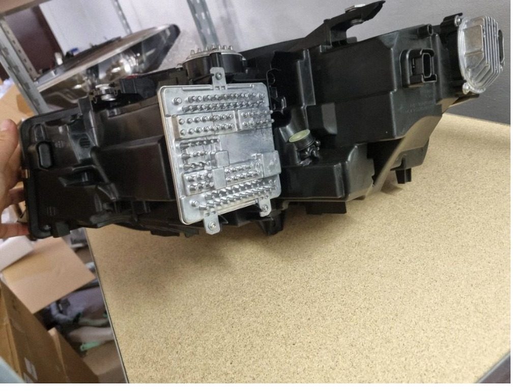 BMW 5 G30 G31 / M5 F90 LCI priekinių žibintų komplektas