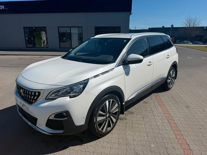Peugeot 5008 2020
