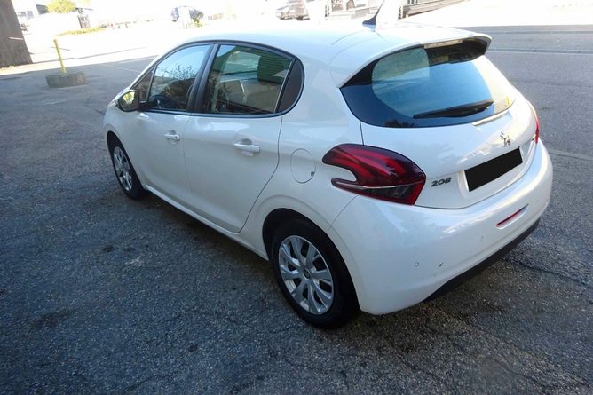 Peugeot 208 2017
