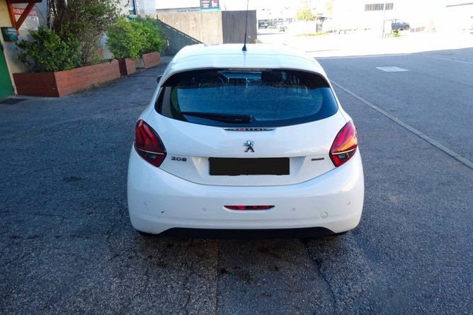 Peugeot 208 2017