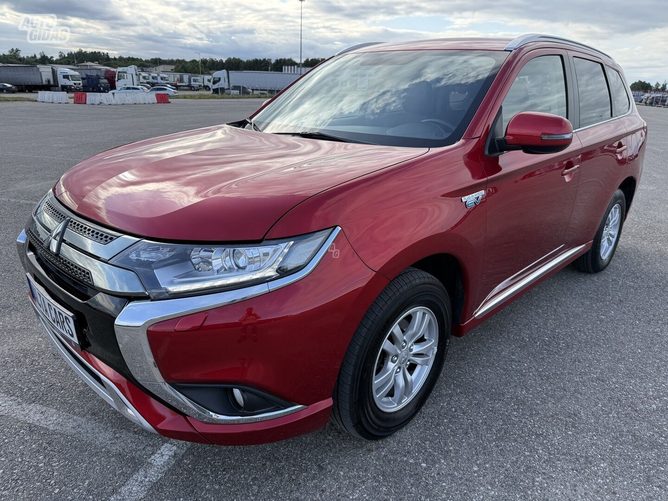 Mitsubishi Outlander 2020