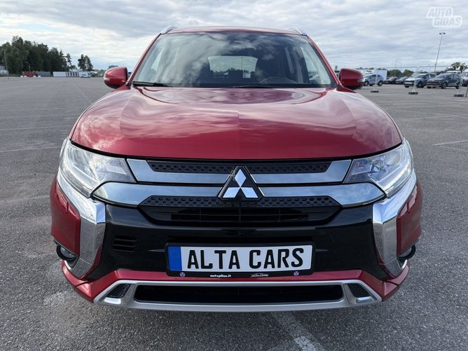 Mitsubishi Outlander 2020