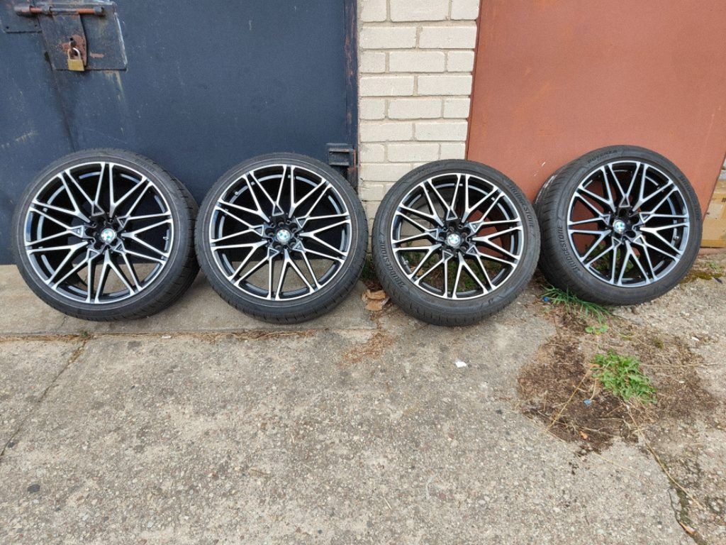 BMW X5M X6M Competition M818 R21 ratlankiai su padangomis