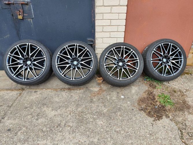 BMW X5M X6M Competition M818 R21 ratlankiai su padangomis