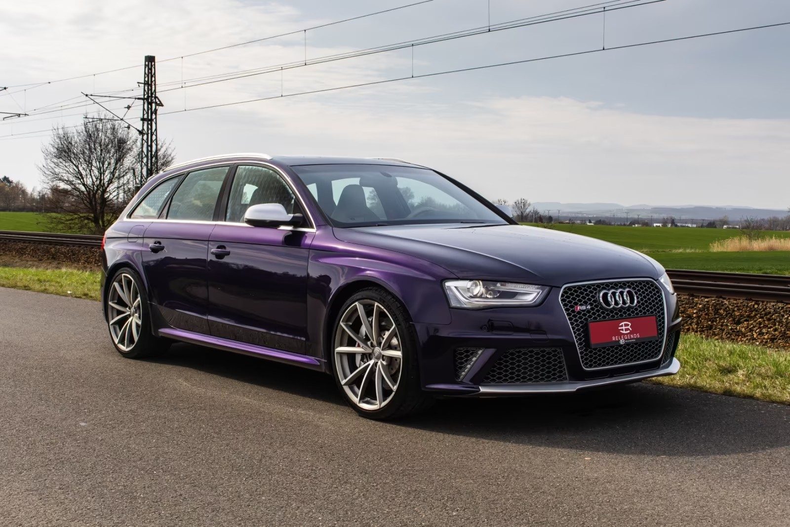 Audi RS4 2013