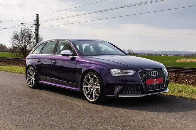 Audi RS4 2013