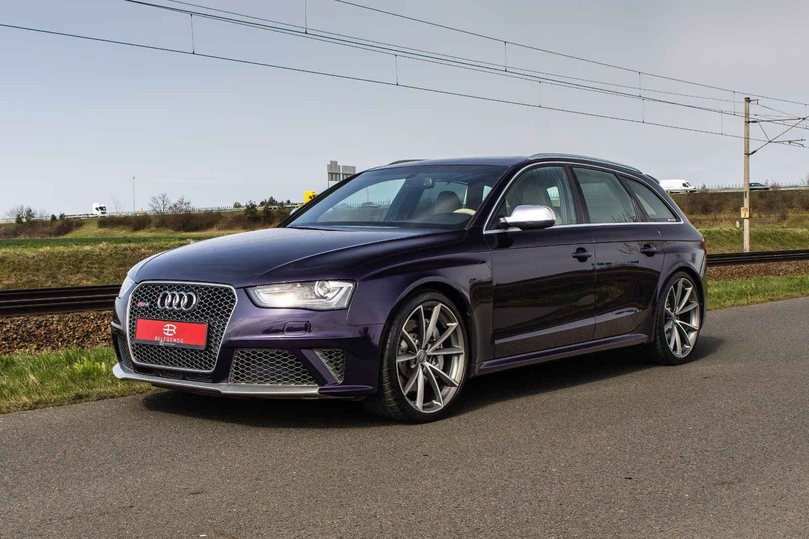 Audi RS4 2013