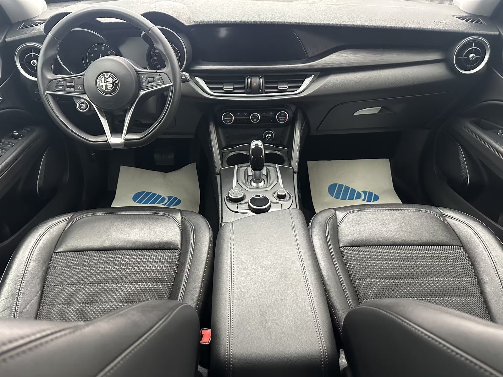 Alfa Romeo Stelvio 2017