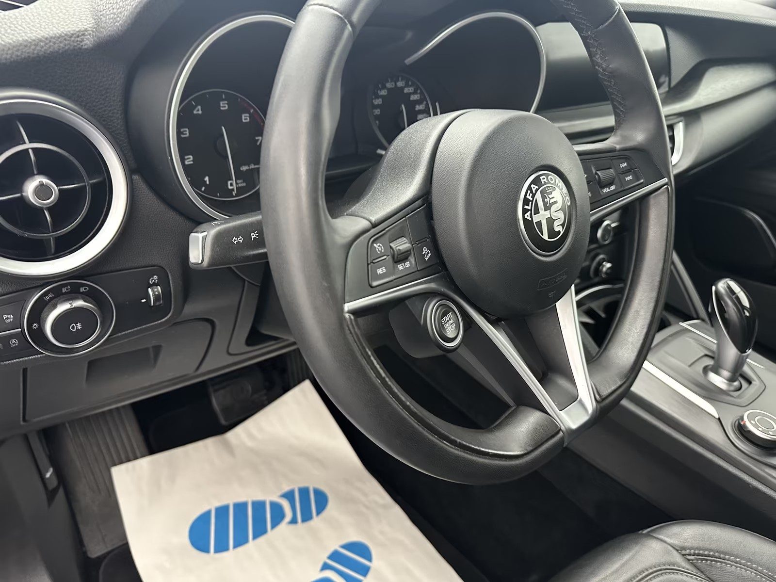 Alfa Romeo Stelvio 2017