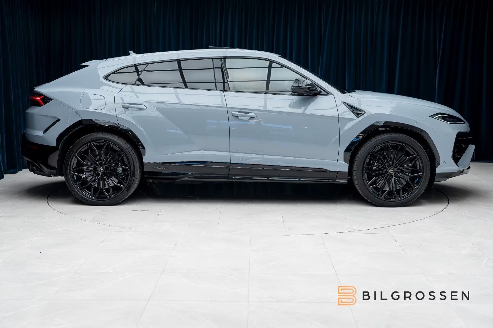 Lamborghini Urus 2026