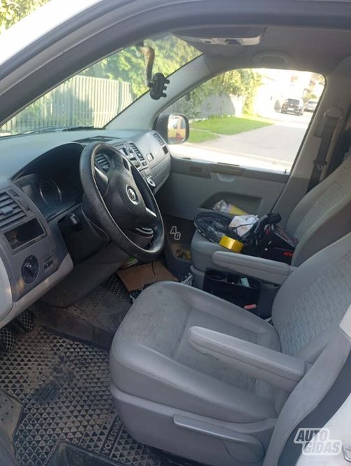 VW Transporter 2011