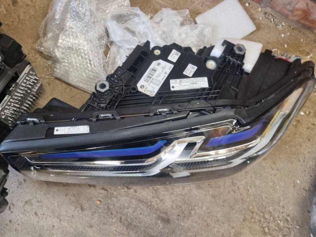 BMW 5 G30 G31 M5 F90 lazeriniai priekiniai žibintai, komplektas