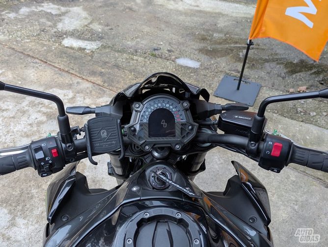 Kawasaki Z900 2018