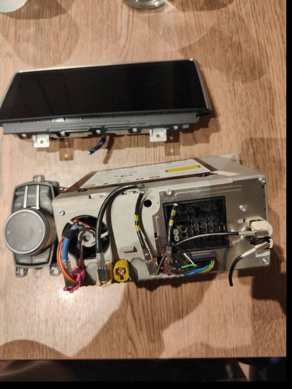 BMW X5 F15 F16 NBT EVO magnetola + CID 10,25 ekranas + iDrive kontroleris