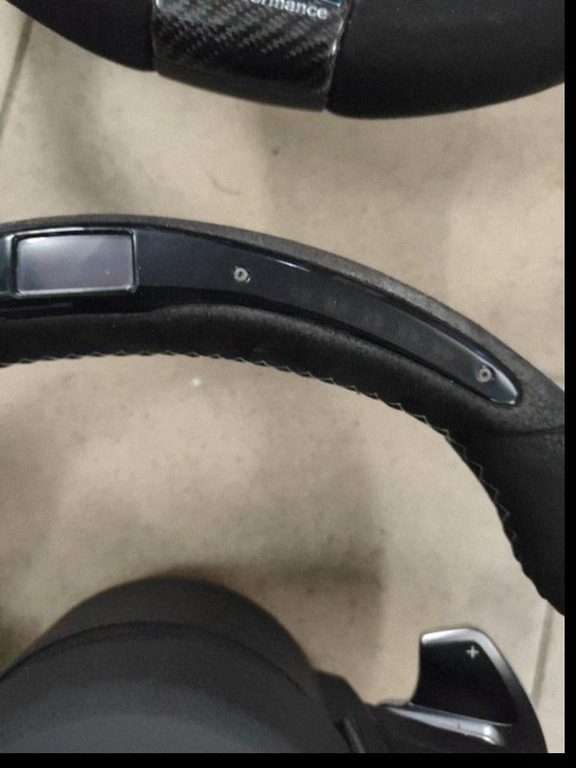 BMW M Performance LED vairas su ekranu, alcantara + karbonas (F2x F3x F8x)