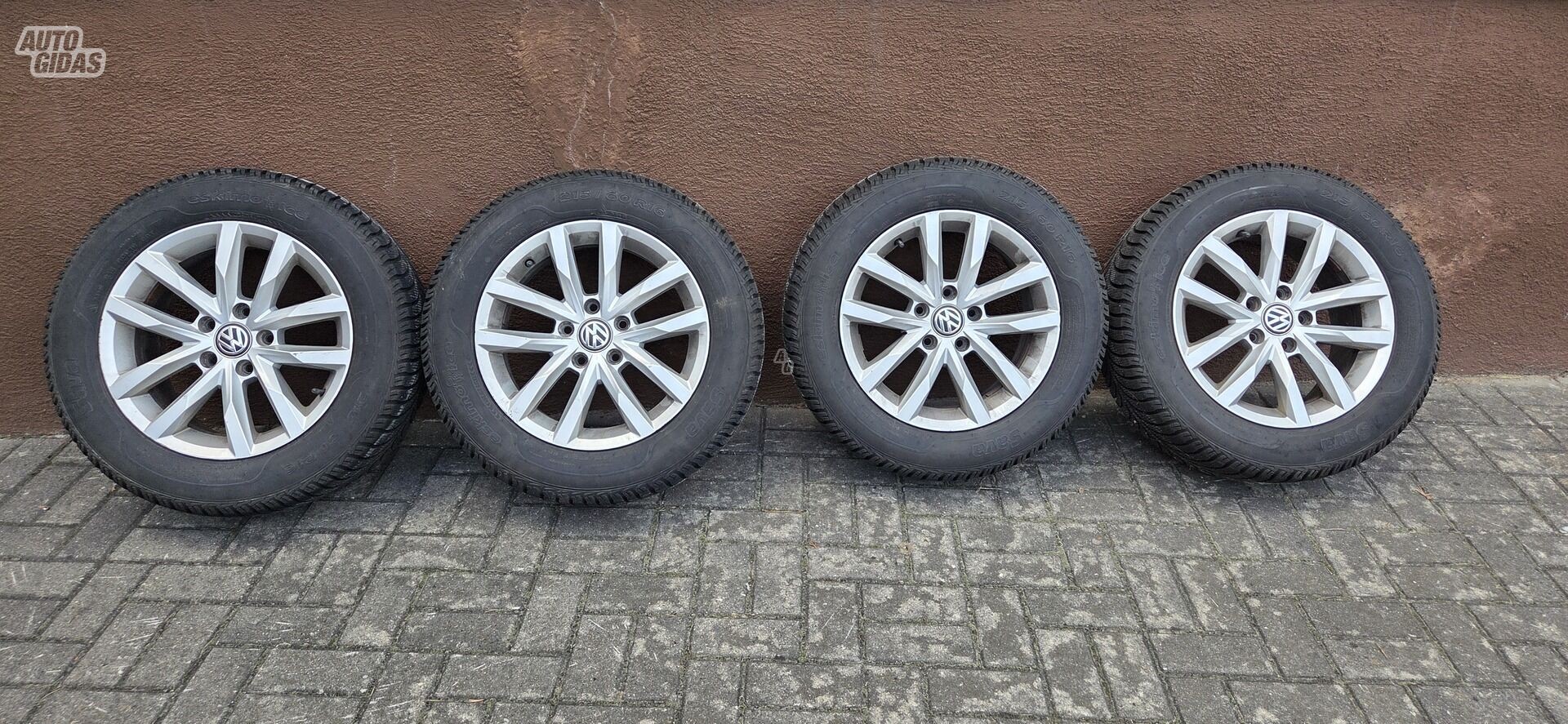 Sava 215/60 16